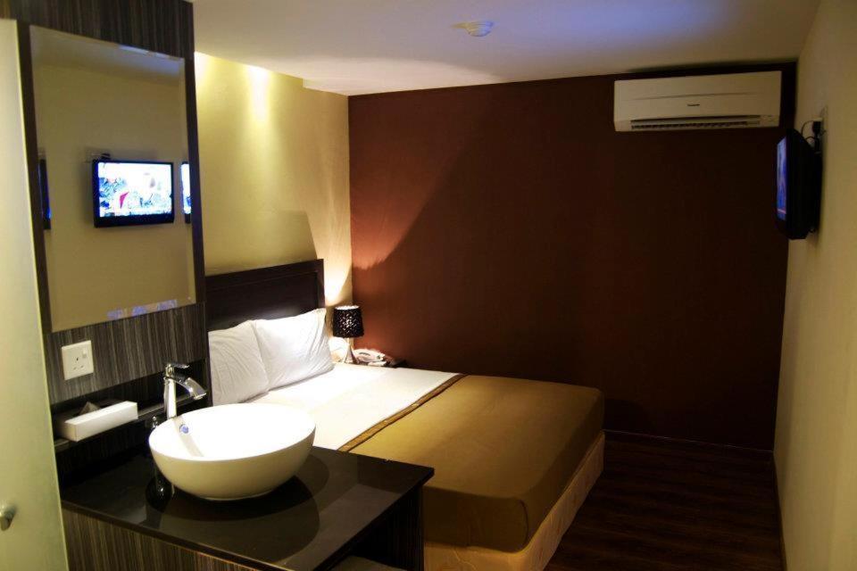 Zotel Business & Leisure Hotel Kuching Zimmer foto